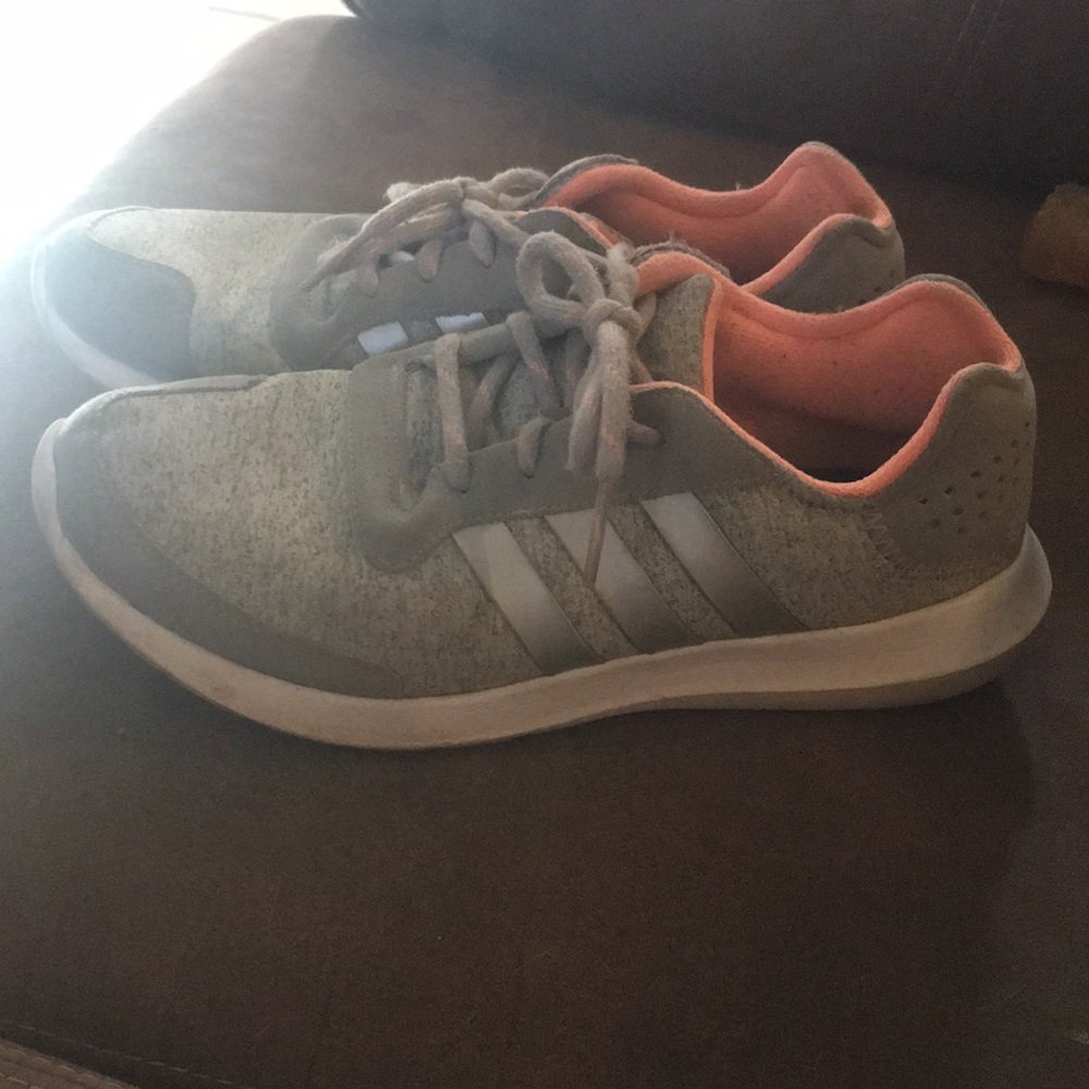 Adidas tennis shoes